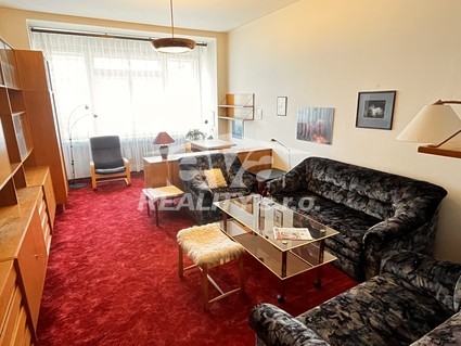 Nabízíme pronájem bytu 3+1, 91m2, 3.patro, Anglická ul. - Fotka 1