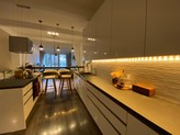 Prodej velmi prostorného bytu 1+KK, 90m2, OV, cihla, Praha 5 - Lochkov