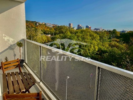 Prodej bytu 2KK s lodžií 59,5m2, OV, parkovací stání! ul. Psárská, Praha - Michle - Fotka 1