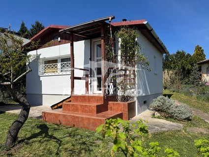 Prodej chaty 24m2, zahrada 300m2, v ul. Na Rybářce, Praha - Sedlec  - Fotka 15