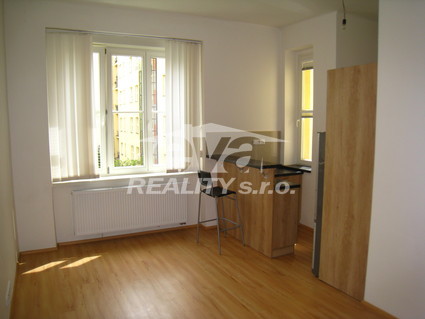 Pronájem bytu 2KK, 44m2, Křišťanova, Praha - Fotka 1